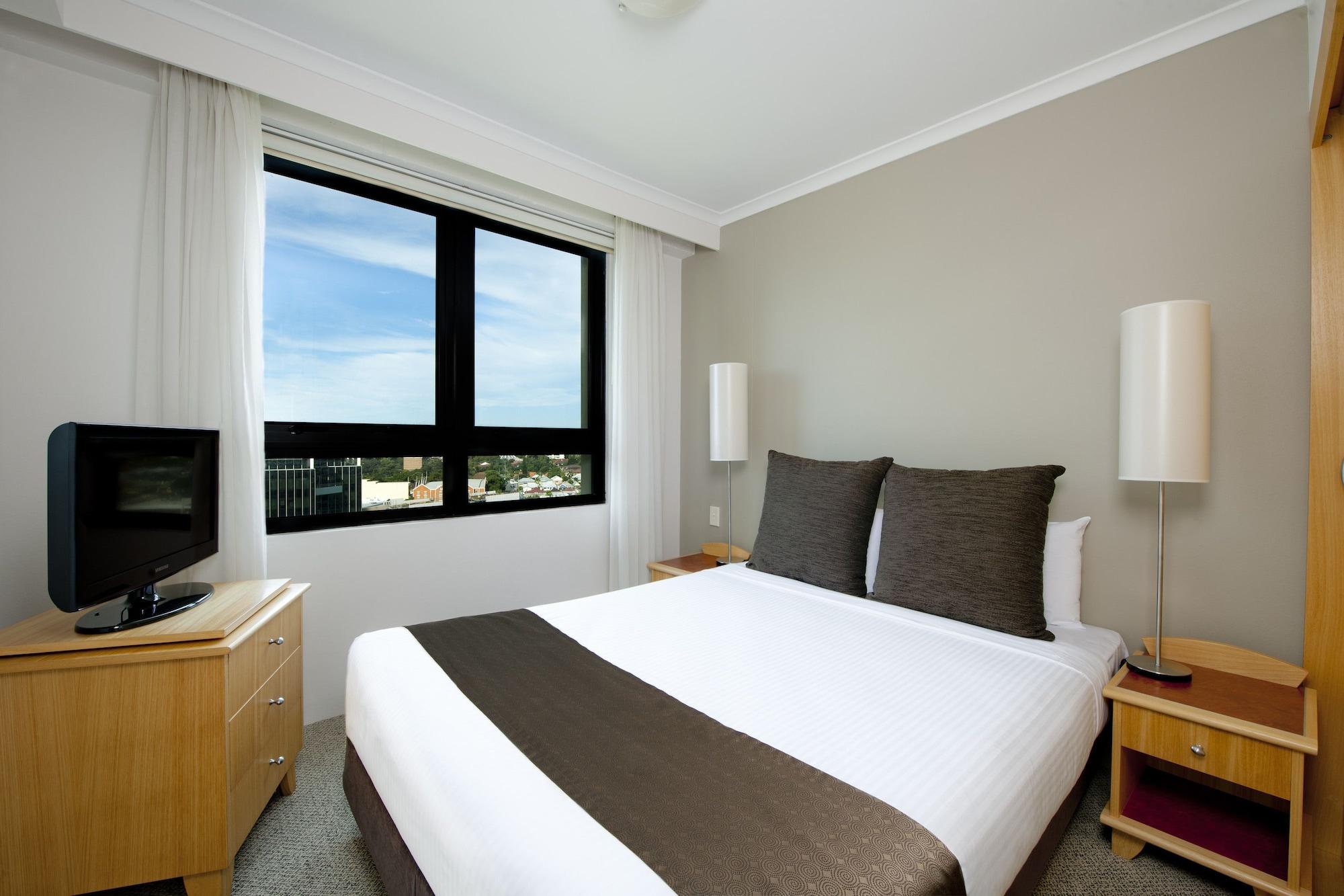 Апарт отель Mantra Parramatta Сидней Экстерьер фото