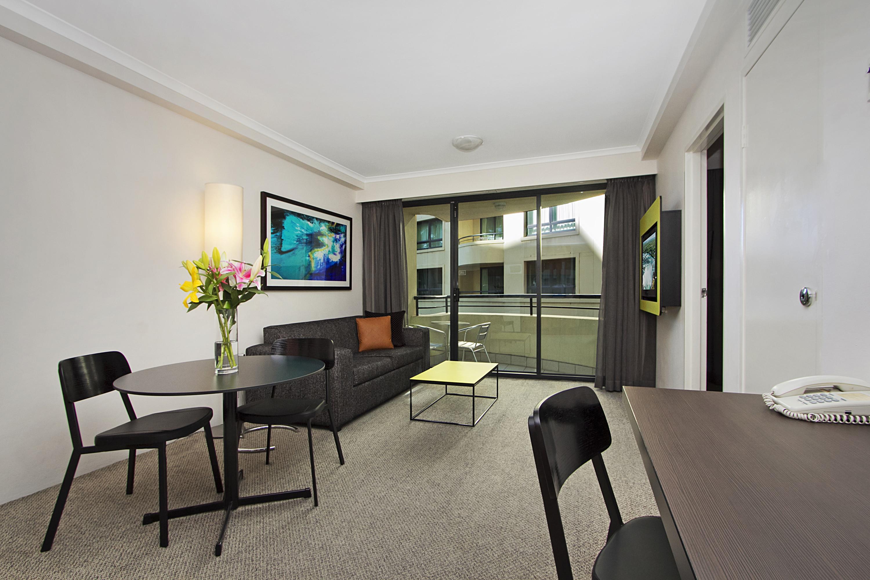 Апарт отель Mantra Parramatta Сидней Экстерьер фото
