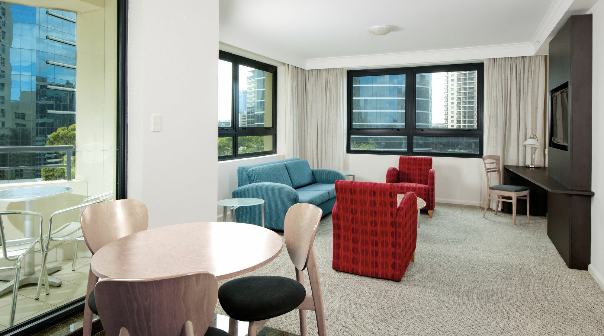 Апарт отель Mantra Parramatta Сидней Экстерьер фото