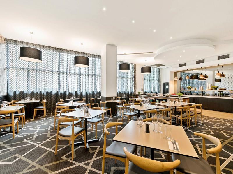 Апарт отель Mantra Parramatta Сидней Экстерьер фото